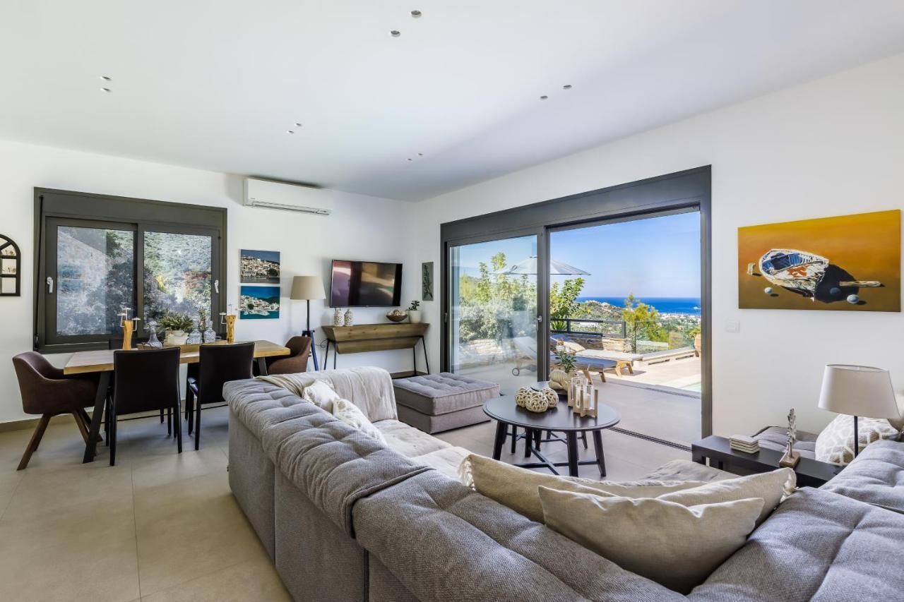 Villa Politimi Luxury Retreat Skopelos Town Exterior photo