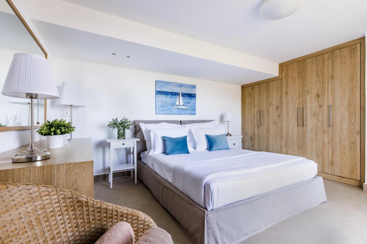 Villa Politimi Luxury Retreat Skopelos Town Exterior photo