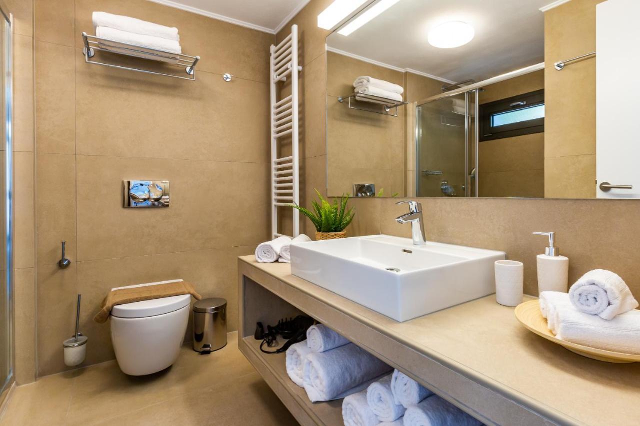 Villa Politimi Luxury Retreat Skopelos Town Exterior photo